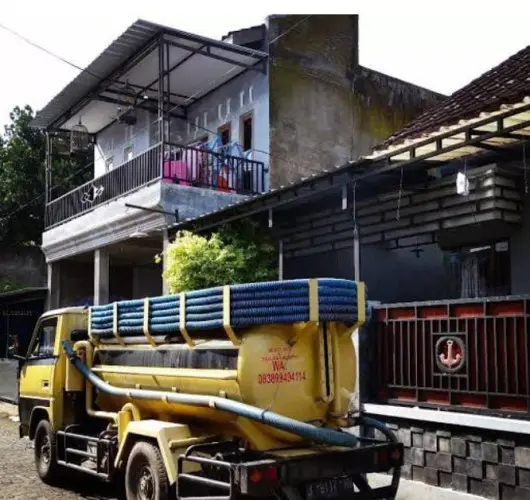 Sedot WC ngaliyan Terdekat